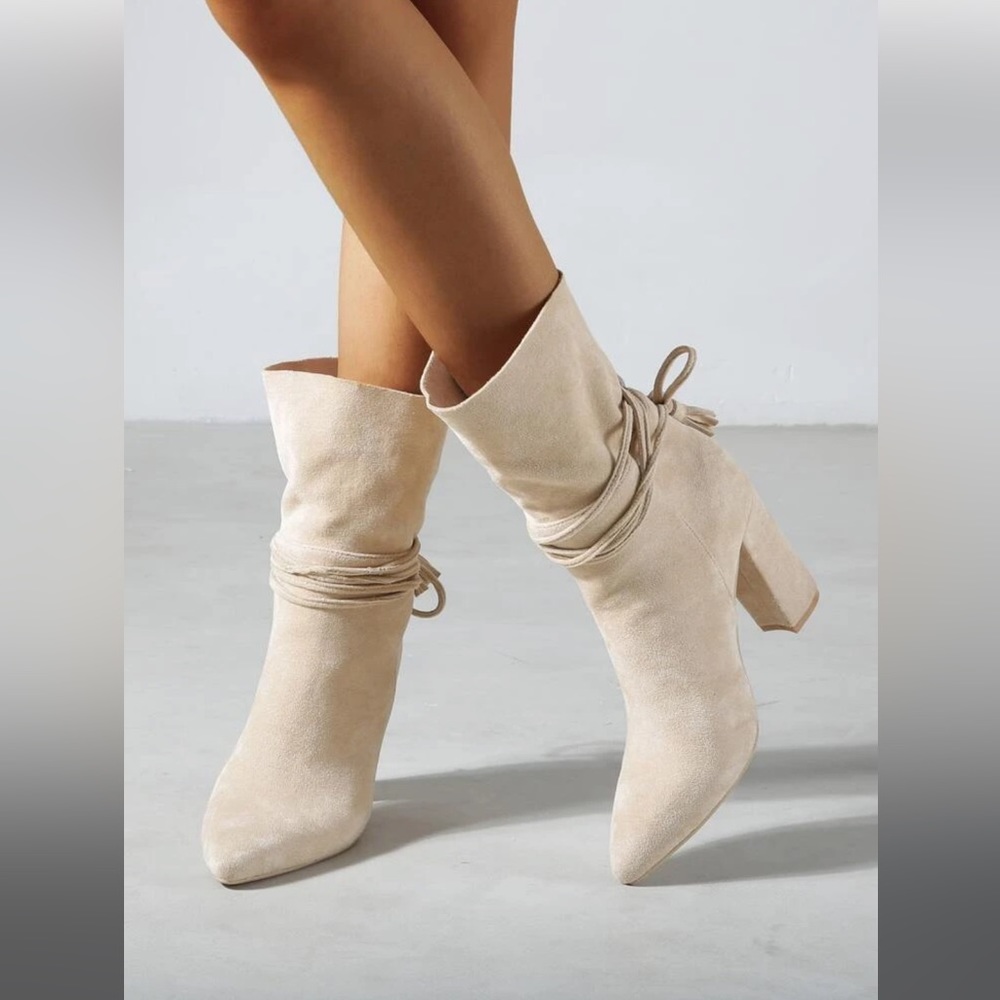 NIB Shein Tassel Decor Tie Leg Design Chunky Heeled Boots